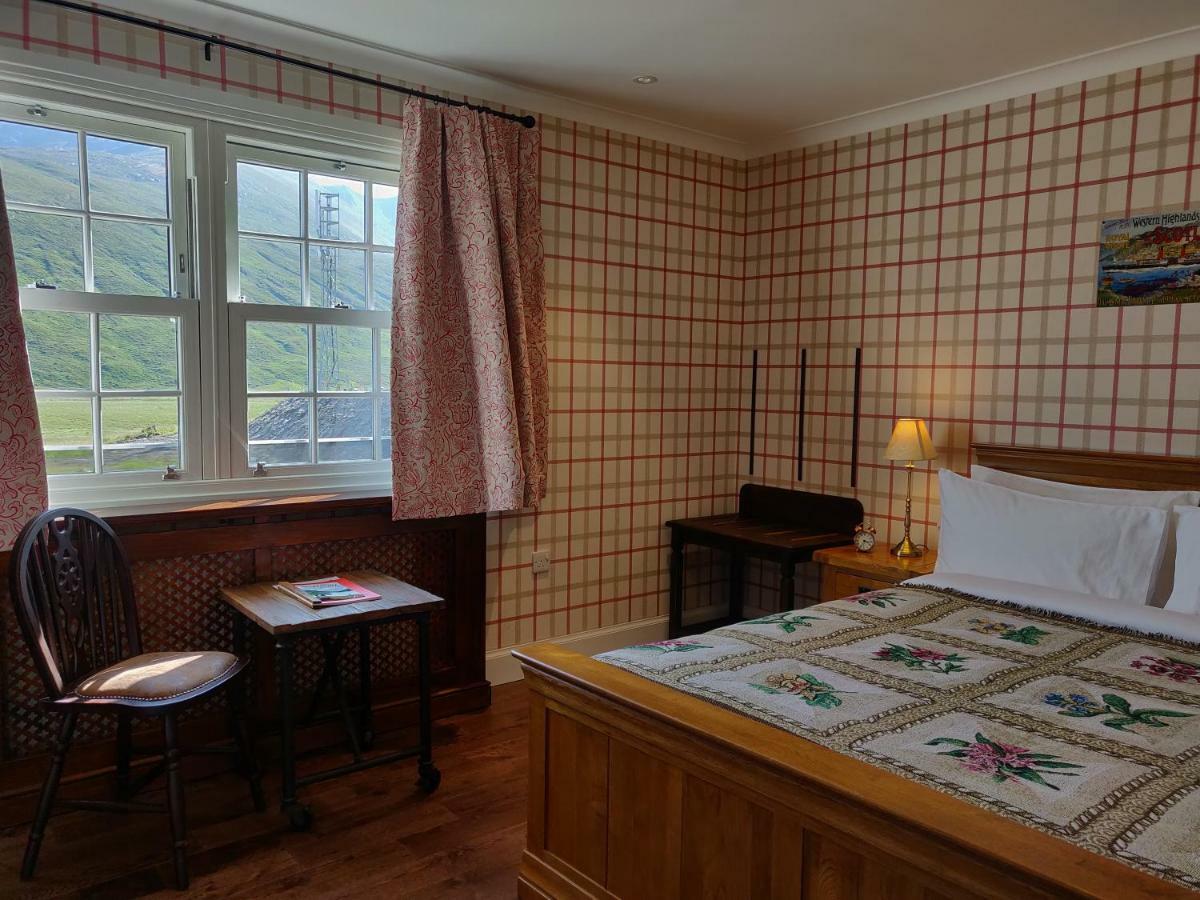The Cluanie Inn 글렌모리스톤 외부 사진